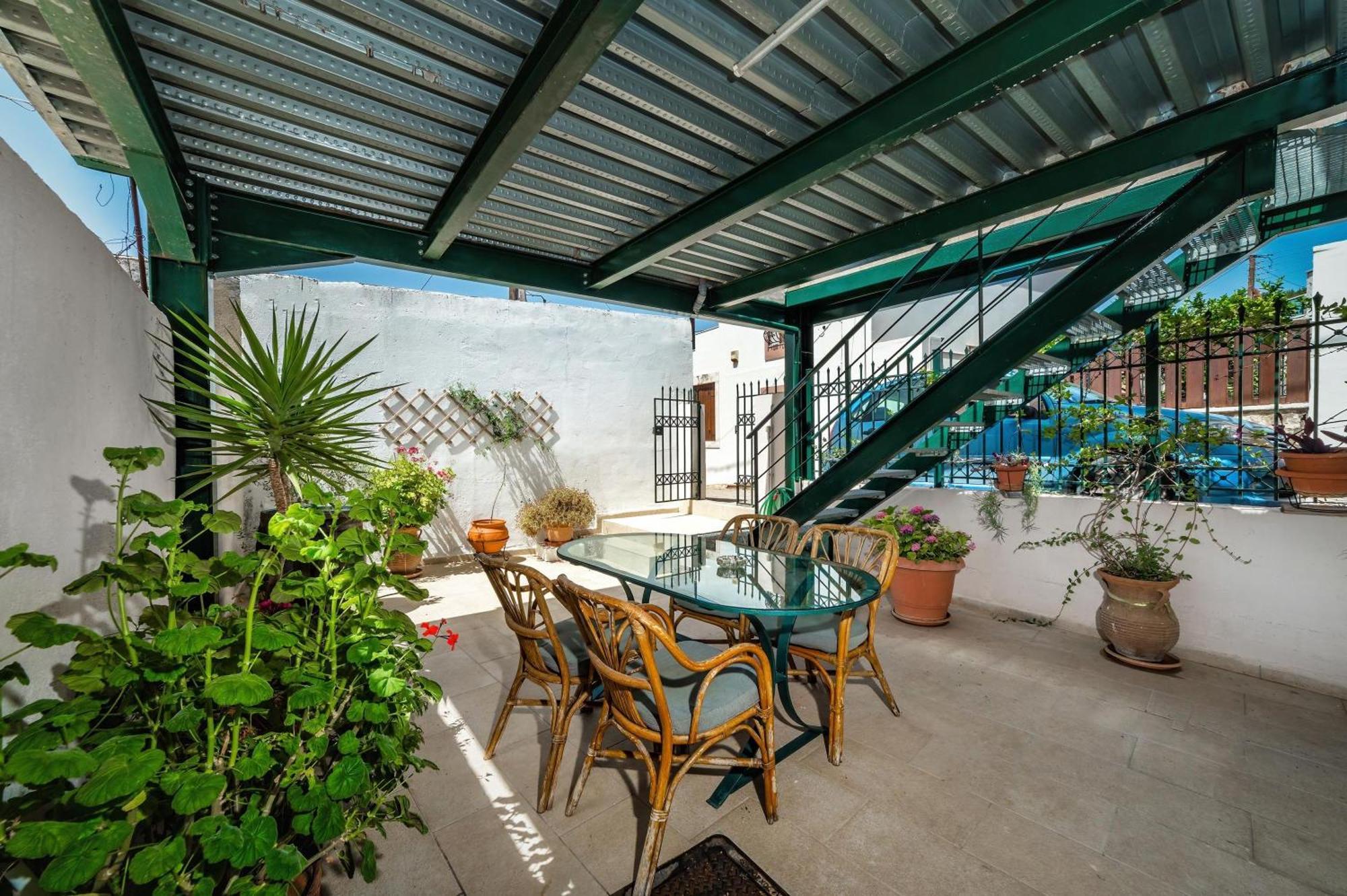 Guest House Aphrodite Kato Archanes ภายนอก รูปภาพ