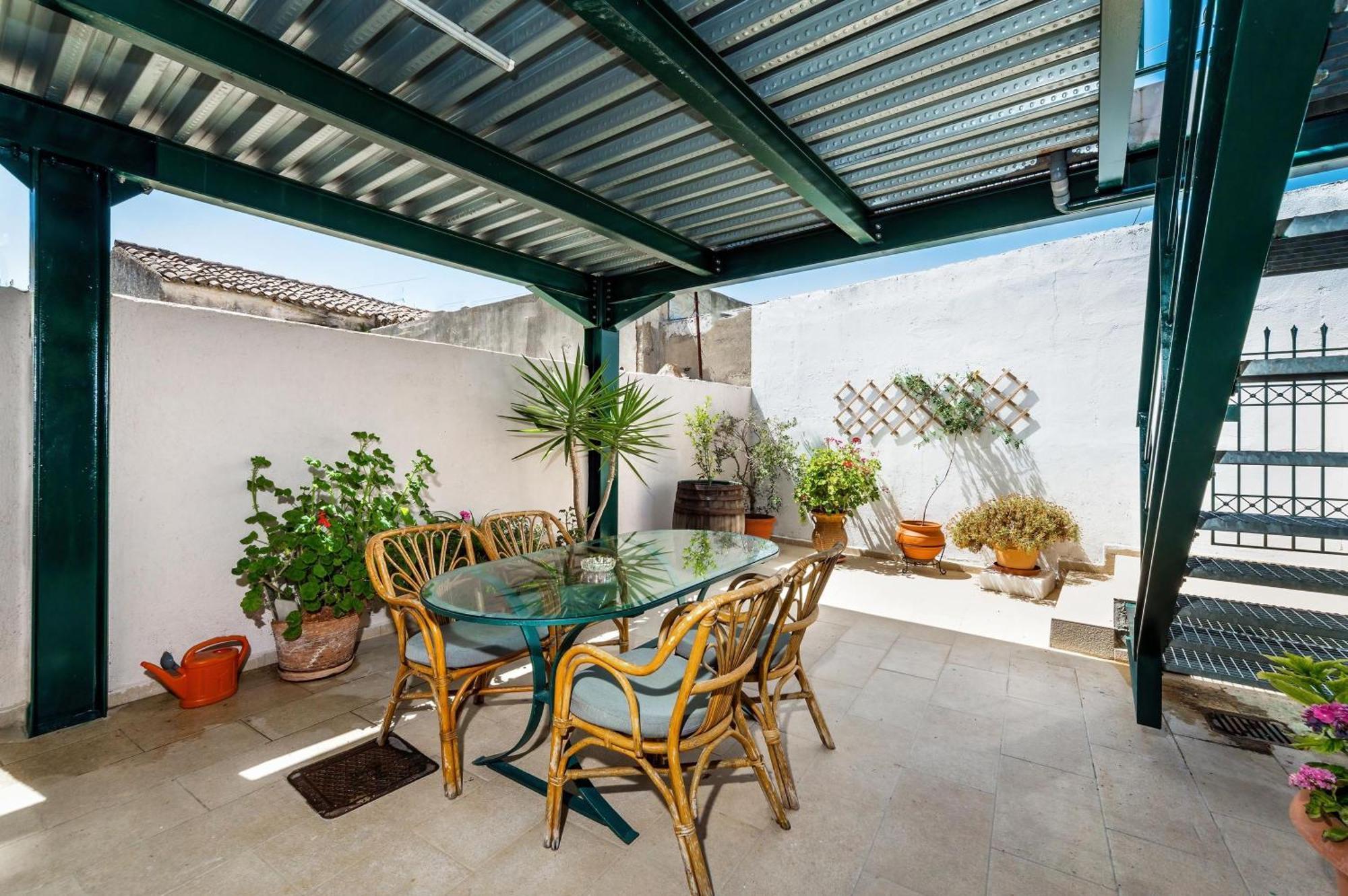 Guest House Aphrodite Kato Archanes ภายนอก รูปภาพ