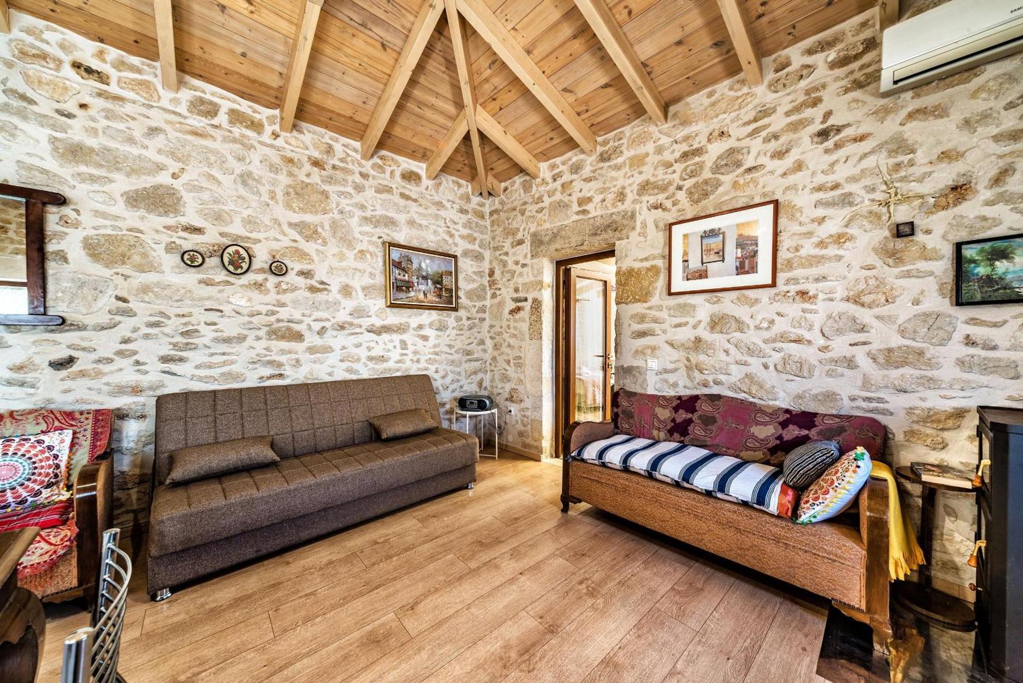 Guest House Aphrodite Kato Archanes ภายนอก รูปภาพ