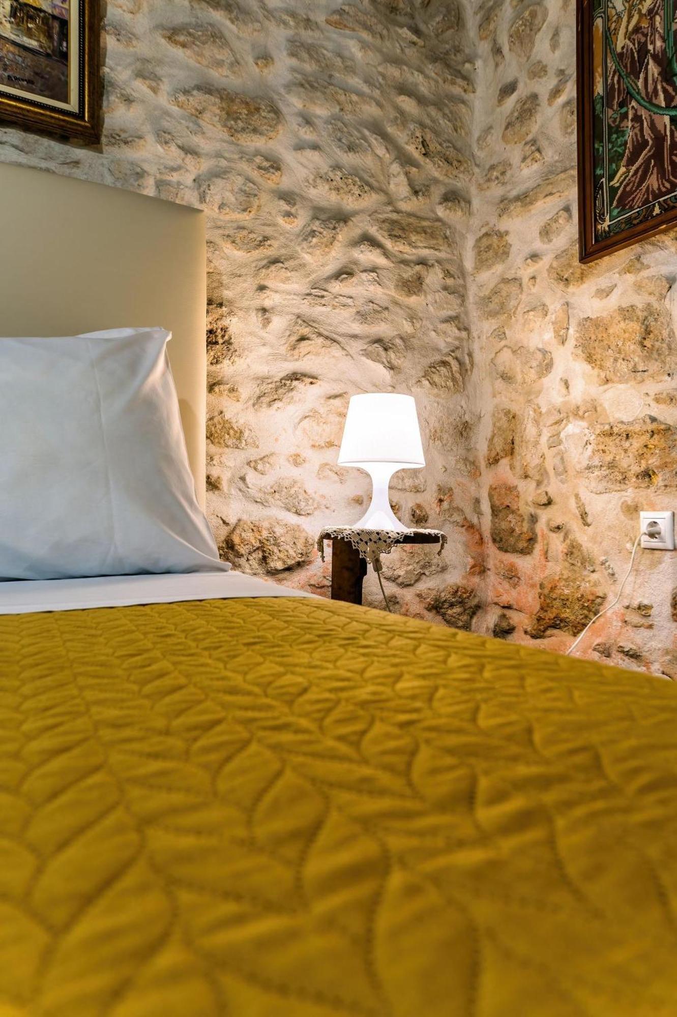 Guest House Aphrodite Kato Archanes ภายนอก รูปภาพ